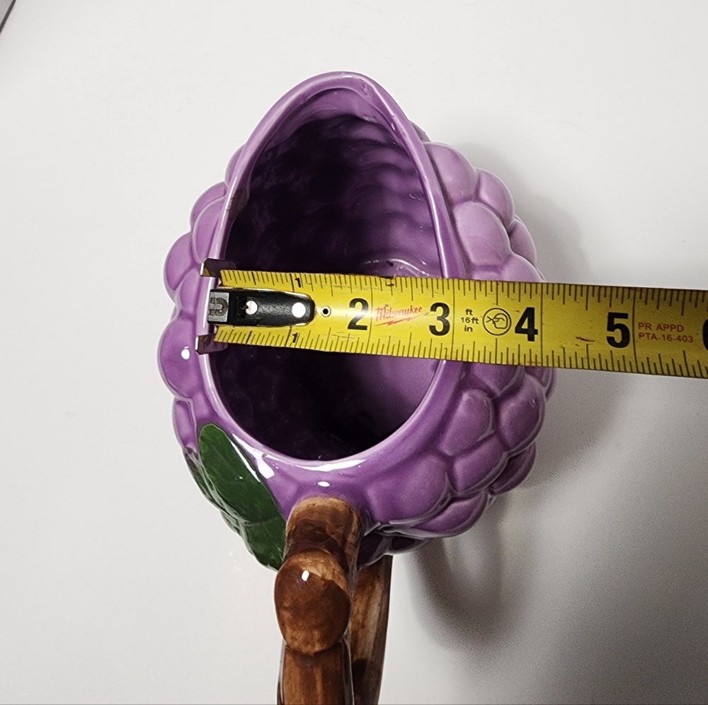 Grape pitcher - Picture 12 of 15